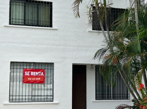 RENTA en Francisco de Montejo, Mérida.  Casa Amueblada